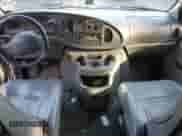 2003 Ford Econoline Cargo с VIN 1FTRE14263HC04236, выставлен на аукционе Copart как лот 77628444 с пробегом 163 778 миль миль и Списание • Salvage title. История ставок и продаж доступна на DreamBid. Изображение 8.