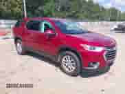 2021 Chevrolet Traverse LT Cloth z VIN 1GNERGKW0MJ156455, wystawiony jako IAAI lot #42593960 z przebiegiem 81 675 mil mil oraz . Historia ofert i sprzedaży dostępna na DreamBid. Obrazek 1.