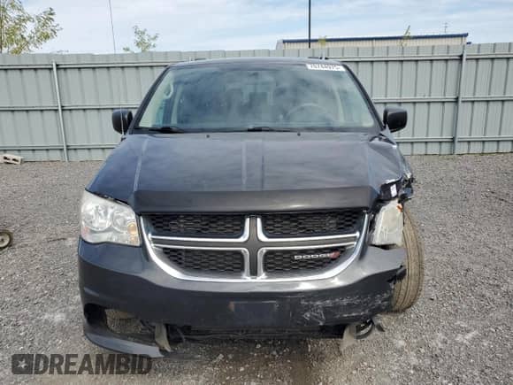 2012 Dodge Grand Caravan American Value with VIN 2C4RDGBG9CR217006, listed as a Copart auction lot 70744975 with 193,974 mi miles and Clean title. Bid and sale history available at DreamBid. Image 5.