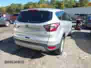 2017 Ford Escape SE z VIN 1FMCU9GD5HUF00198, wystawiony jako IAAI lot #43474181 z przebiegiem 112 212 mil mil oraz . Historia ofert i sprzedaży dostępna na DreamBid. Obrazek 4.