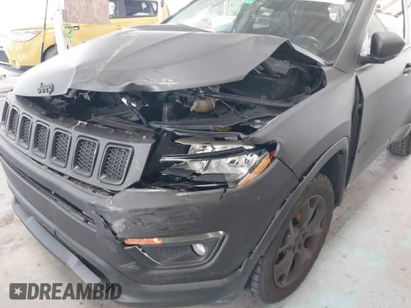2018 Jeep Compass Limited z VIN 3C4NJDCB1JT130963, wystawiony jako IAAI lot #43107905 z przebiegiem 59 200 mil mil oraz . Historia ofert i sprzedaży dostępna na DreamBid. Obrazek 6.