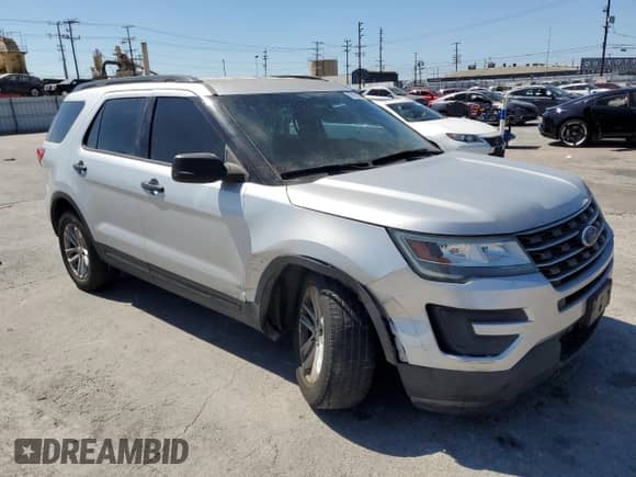 2016 Ford Explorer с VIN 1FM5K7BH1GGB52717, выставлен на аукционе Copart как лот 69805225 с пробегом 90 012 миль миль и Списание • Salvage title. История ставок и продаж доступна на DreamBid. Изображение 4.