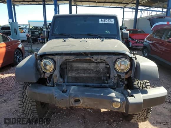 2017 Jeep Wrangler Sport with VIN 1C4AJWAG9HL729625, listed as a Copart auction lot 84612605 with 90,361 mi miles and Salvage title. Bid and sale history available at DreamBid. Image 5.