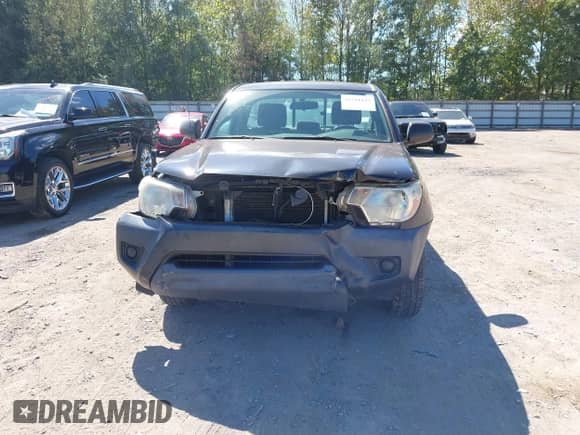 2014 Toyota Tacoma с VIN 5TFNX4CN3EX032326, выставлен на аукционе IAAI как лот 43311147 с пробегом 183 073 миль миль и . История ставок и продаж доступна на DreamBid. Изображение 12.