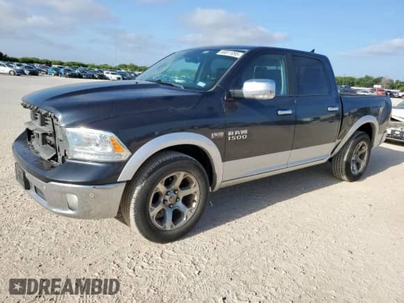 2016 Ram 1500 Laramie z VIN 1C6RR6NT6GS190055, wystawiony jako Copart lot #66811095 z przebiegiem 183 146 mil mil oraz Szkoda całkowita • Salvage title. Historia ofert i sprzedaży dostępna na DreamBid. Obrazek 1.