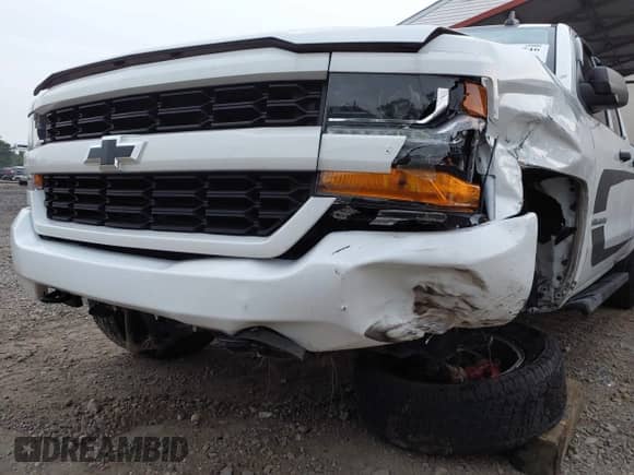 2018 Chevrolet Silverado 1500 Custom with VIN 1GCVKPEH4JZ207639, listed as a IAAI auction lot 42904746 with 70,508 mi miles and . Bid and sale history available at DreamBid. Image 18.