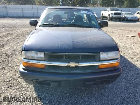 2001 Chevrolet S-10 с VIN 1GCCS145X1K169533, выставлен на аукционе Copart как лот 81724655 с пробегом 146 682 миль миль и Списание • Salvage title. История ставок и продаж доступна на DreamBid. Изображение 5.