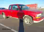 1999 Chevrolet S-10 LS с VIN 1GCCS1947XK209530, выставлен на аукционе IAAI как лот 41409868 с пробегом 213 832 миль миль и . История ставок и продаж доступна на DreamBid. Изображение 13.