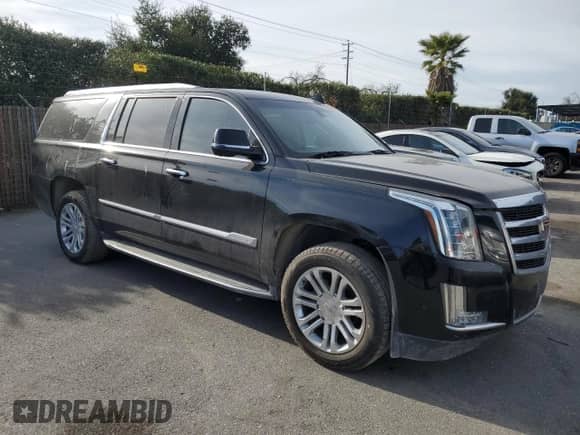 2018 Cadillac Escalade ESV z VIN 1GYS3GKJ4JR298896, wystawiony jako Copart lot #47852495 z przebiegiem 45 582 mil mil oraz Szkoda całkowita • Salvage title. Historia ofert i sprzedaży dostępna na DreamBid. Obrazek 4.