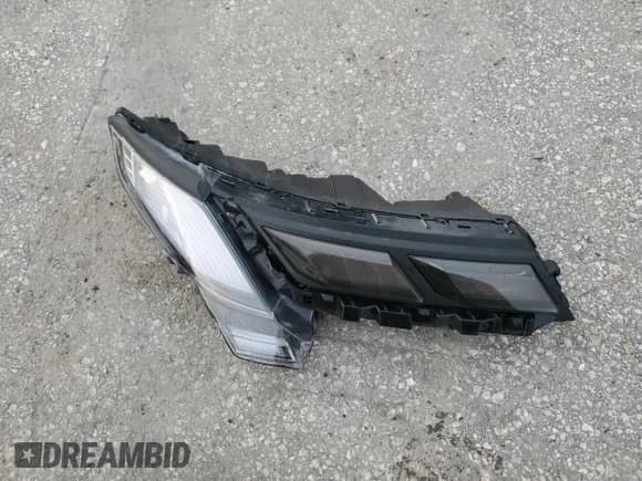 2024 Hyundai Palisade Limited z VIN KM8R54GE0RU758407, wystawiony jako Copart lot #71642665 z przebiegiem 11 905 mil mil oraz Szkoda całkowita • Salvage title. Historia ofert i sprzedaży dostępna na DreamBid. Obrazek 13.