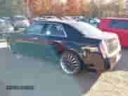 2013 Chrysler 300 C с VIN 2C3CCAET9DH532561, выставлен на аукционе IAAI как лот 43541095 с пробегом 173 621 миль миль и . История ставок и продаж доступна на DreamBid. Изображение 3.