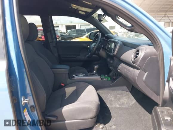 2019 Toyota Tacoma SR5 с VIN 5TFAZ5CN2KX075548, выставлен на аукционе IAAI как лот 42550629 с пробегом 238 228 миль миль и . История ставок и продаж доступна на DreamBid. Изображение 5.