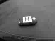 2016 Kia Sorento SXL z VIN 5XYPKDA59GG116070, wystawiony jako IAAI lot #41503521 z przebiegiem 108 516 mil mil oraz . Historia ofert i sprzedaży dostępna na DreamBid. Obrazek 11.