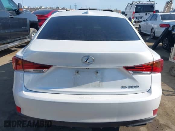 2018 Lexus IS 300 с VIN JTHBA1D2XJ5078974, выставлен на аукционе IAAI как лот 42779830 с пробегом 115 819 миль миль и . История ставок и продаж доступна на DreamBid. Изображение 16.