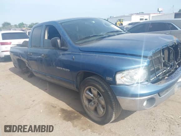 2004 Dodge 1500 SLT z VIN 1D7HU18D84S502338, wystawiony jako IAAI lot #42867282 z przebiegiem 153 158 mil mil oraz . Historia ofert i sprzedaży dostępna na DreamBid. Obrazek 1.
