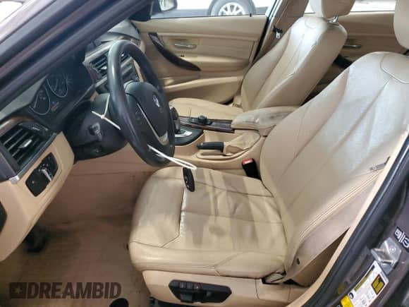 2014 BMW 3 Series 328d xDrive with VIN WBA3D5C54EKX99425, listed as a Copart auction lot 82458165 with 204,928 mi miles and Clean title. Bid and sale history available at DreamBid. Image 7.