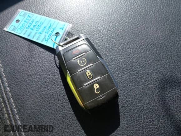 2020 Ram 1500 Big Horn z VIN 1C6SRFBT2LN200059, wystawiony jako IAAI lot #41987816 z przebiegiem 107 675 mil mil oraz . Historia ofert i sprzedaży dostępna na DreamBid. Obrazek 11.