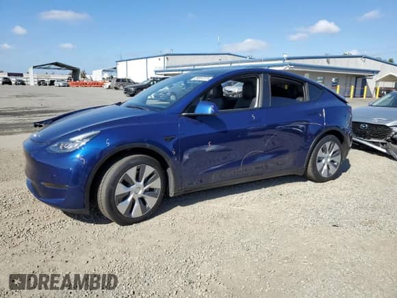 2021 Tesla Model Y Long Range with VIN 5YJYGAEE8MF174415, listed as a Copart auction lot 89557375 with 55,722 mi miles and Salvage title. Bid and sale history available at DreamBid. Image 1.