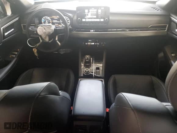 2024 Mitsubishi Outlander SEL с VIN JA4J4WA86RZ064739, выставлен на аукционе Copart как лот 66632395 с пробегом 1 604 миль миль и Списание • Salvage title. История ставок и продаж доступна на DreamBid. Изображение 8.