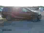 2022 Toyota Sienna XLE z VIN 5TDYRKEC6NS107226, wystawiony jako IAAI lot #42856696 z przebiegiem 137 338 mil mil oraz . Historia ofert i sprzedaży dostępna na DreamBid. Obrazek 6.