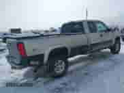 2004 Chevrolet Silverado 2500HD LS with VIN 1GCHK29U64E193942, listed as a IAAI auction lot 41511923 with 164,298 mi miles and . Bid and sale history available at DreamBid. Image 4.