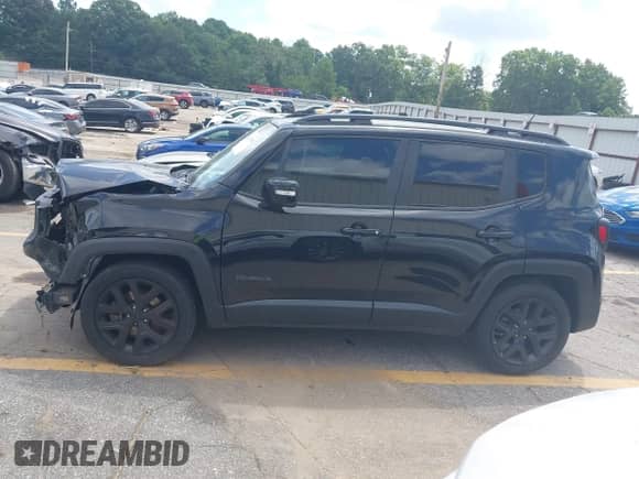 2017 Jeep Renegade Latitude с VIN ZACCJABB5HPG61186, выставлен на аукционе IAAI как лот 42687383 с пробегом 106 100 миль миль и . История ставок и продаж доступна на DreamBid. Изображение 14.