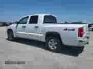 2006 Dodge Dakota SLT with VIN 1D7HW48N46S605943, listed as a Copart auction lot 55553545 with 203,577 mi miles and Clean title. Bid and sale history available at DreamBid. Image 2.