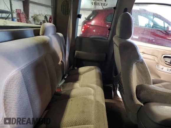 1996 GMC Sierra 1500 z VIN 2GTEC19R3T1500831, wystawiony jako Copart lot #50423235 z przebiegiem 302 075 mil mil oraz Szkoda całkowita • Salvage title. Historia ofert i sprzedaży dostępna na DreamBid. Obrazek 10.