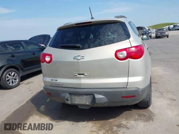 2011 Chevrolet Traverse 1LT с VIN 1GNKRGED5BJ124739, выставлен на аукционе IAAI как лот 43058689 с пробегом 132 104 миль миль и . История ставок и продаж доступна на DreamBid. Изображение 16.
