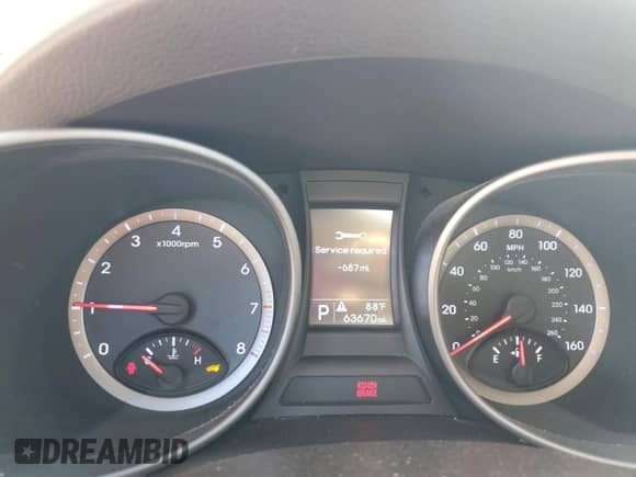 2016 Hyundai Santa Fe with VIN 5XYZU3LB3GG378442, listed as a Copart auction lot 82461355 with 63,670 mi miles and Salvage title. Bid and sale history available at DreamBid. Image 9.