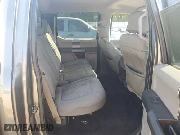 2016 Ford F-150 XLT с VIN 1FTEW1CP5GKD61774, выставлен на аукционе Copart как лот 84478965 с пробегом 146 822 миль миль и Списание • Salvage title. История ставок и продаж доступна на DreamBid. Изображение 10.