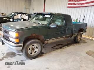 1998 Chevrolet Silverado 1500 z VIN 2GCEK19R9W1236229, wystawiony jako Copart lot #66857145 z przebiegiem 1 920 727 mil mil oraz Czysty tytuł • Clean title. Historia ofert i sprzedaży dostępna na DreamBid. Obrazek 1.