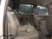 2005 Chevrolet Avalanche LS с VIN 3GNGK22G05G118929, выставлен на аукционе IAAI как лот 42364988 с пробегом 280 772 миль миль и . История ставок и продаж доступна на DreamBid. Изображение 8.
