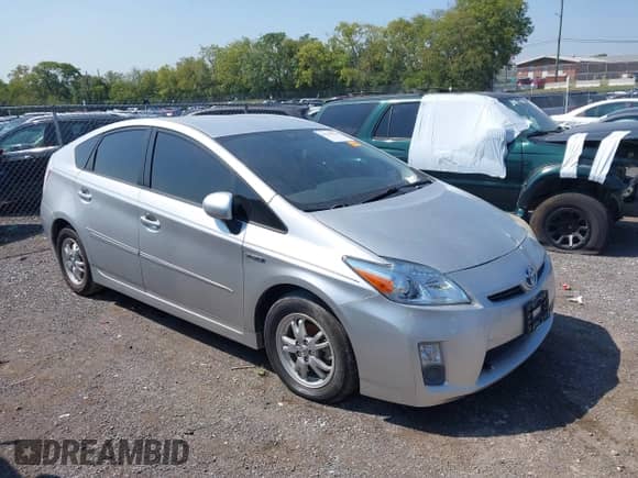 2011 Toyota Prius I with VIN JTDKN3DU8B5342200, listed as a IAAI auction lot 43249104 with 165,066 mi miles and . Bid and sale history available at DreamBid. Image 13.
