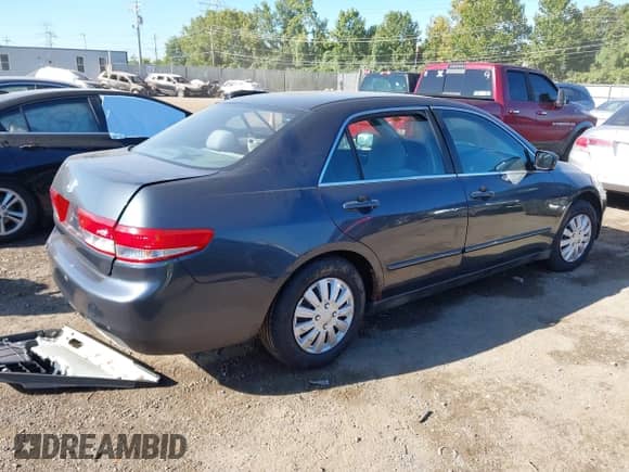 2003 Honda Accord LX with VIN 3HGCM56323G703827, listed as a IAAI auction lot 43070817 with 222,187 mi miles and . Bid and sale history available at DreamBid. Image 4.