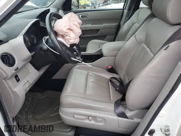 2013 Honda Pilot EX-L with VIN 5FNYF4H56DB028398, listed as a Copart auction lot 81926395 with 83,635 mi miles and Salvage title. Bid and sale history available at DreamBid. Image 7.