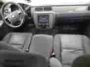 2011 Chevrolet Tahoe Commercial z VIN 1GNLC2E0XBR238212, wystawiony jako Copart lot #87479094 z przebiegiem 232 302 mil mil oraz Czysty tytuł • Clean title. Historia ofert i sprzedaży dostępna na DreamBid. Obrazek 8.