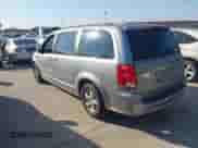 2013 Dodge Grand Caravan SXT with VIN 2C4RDGCG8DR553424, listed as a IAAI auction lot 43417805 with 173,727 mi miles and . Bid and sale history available at DreamBid. Image 3.