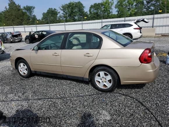 2004 Chevrolet Malibu LS с VIN 1G1ZT52884F115407, выставлен на аукционе Copart как лот 60641385 с пробегом 141 253 миль миль и Списание • Salvage title. История ставок и продаж доступна на DreamBid. Изображение 2.