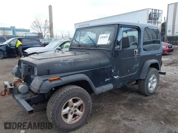 1993 Jeep Wrangler S с VIN 1J4FY19PXPP225417, выставлен на аукционе IAAI как лот 41820689 с пробегом 43 576 миль миль и . История ставок и продаж доступна на DreamBid. Изображение 6.