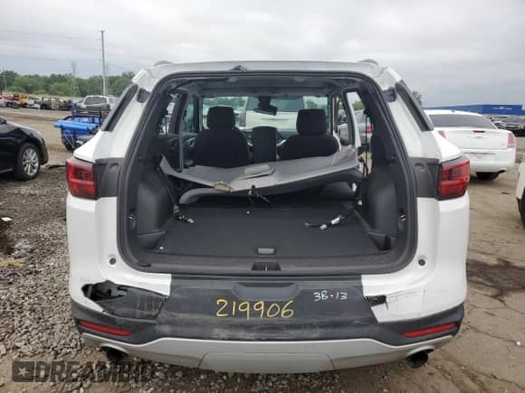 2023 Chevrolet Blazer LT z VIN 3GNKBCR46PS219906, wystawiony jako Copart lot #62134925 z przebiegiem Nie podano mil oraz Nie do naprawy • Non repairable. Historia ofert i sprzedaży dostępna na DreamBid. Obrazek 6.