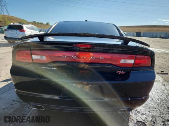 2012 Dodge Charger RT Max with VIN 2C3CDXDT9CH143077, listed as a Copart auction lot 82132095 with 153,773 mi miles and Salvage title. Bid and sale history available at DreamBid. Image 6.