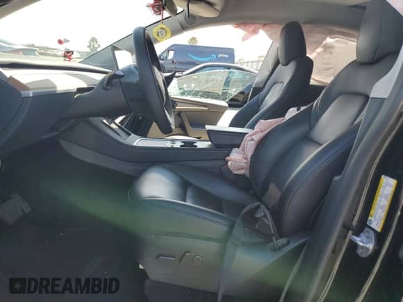 2023 Tesla Model Y Long Range с VIN 7SAYGAEE3PF903721, выставлен на аукционе Copart как лот 68774815 с пробегом Не указан миль и Списание • Salvage title. История ставок и продаж доступна на DreamBid. Изображение 7.