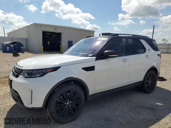 2018 Land Rover Discovery HSE Luxury с VIN SALRT2RV1JA051942, выставлен на аукционе Copart как лот 62288715 с пробегом 81 537 миль миль и Списание • Salvage title. История ставок и продаж доступна на DreamBid. Изображение 1.