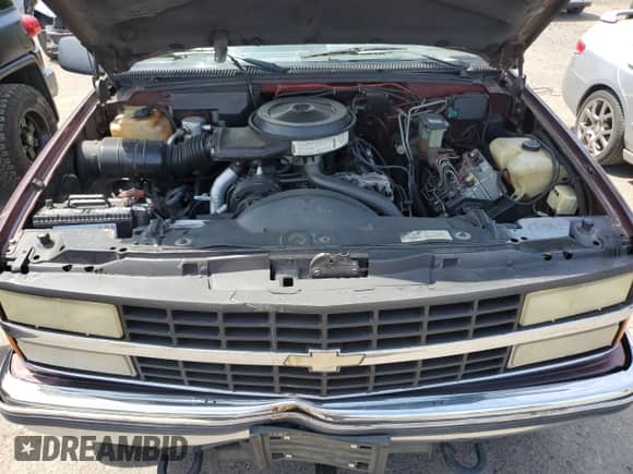 1992 Chevrolet Suburban с VIN 1GNGK26N7NJ315068, выставлен на аукционе Copart как лот 61382035 с пробегом 269 910 миль миль и Списание • Salvage title. История ставок и продаж доступна на DreamBid. Изображение 12.