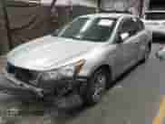 2012 Honda Accord SE z VIN 1HGCP2F63CA145260, wystawiony jako IAAI lot #43259229 z przebiegiem 181 423 mil mil oraz . Historia ofert i sprzedaży dostępna na DreamBid. Obrazek 2.