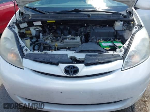 2007 Toyota Sienna XLE z VIN 5TDZK22C87S082670, wystawiony jako IAAI lot #42340249 z przebiegiem 227 064 mil mil oraz . Historia ofert i sprzedaży dostępna na DreamBid. Obrazek 10.