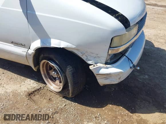 2002 Chevrolet Astro with VIN 1GNDM19X52B108611, listed as a IAAI auction lot 43312749 with Not provided miles and . Bid and sale history available at DreamBid. Image 20.