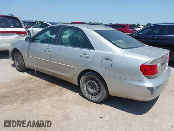 2006 Toyota Camry STD с VIN 4T1BE32K86U687719, выставлен на аукционе IAAI как лот 42915018 с пробегом 280 146 миль миль и . История ставок и продаж доступна на DreamBid. Изображение 3.