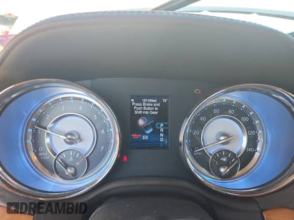 2013 Chrysler 300 C с VIN 2C3CCAKG0DH556738, выставлен на аукционе Copart как лот 69880855 с пробегом 151 194 миль миль и На запчасти • Non repairable. История ставок и продаж доступна на DreamBid. Изображение 9.